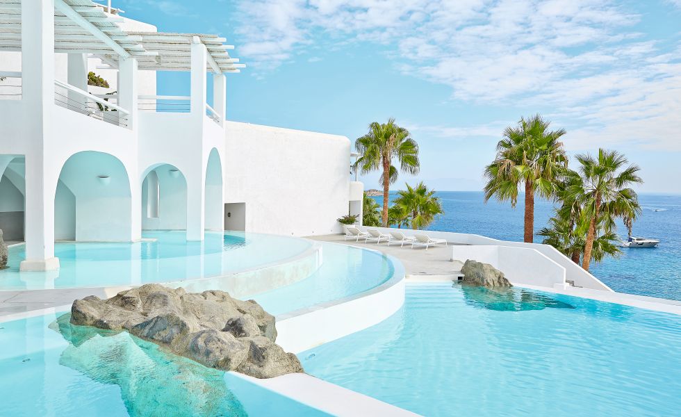 Mykonos Blu, Infinity Pool
