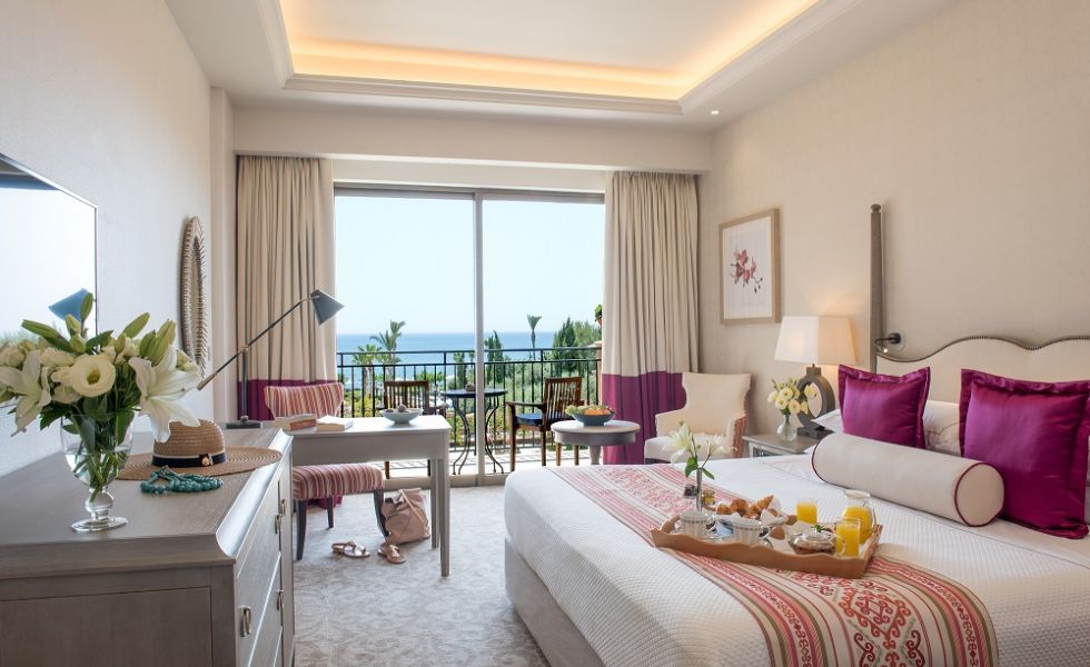 Elysium, Deluxe bedroom