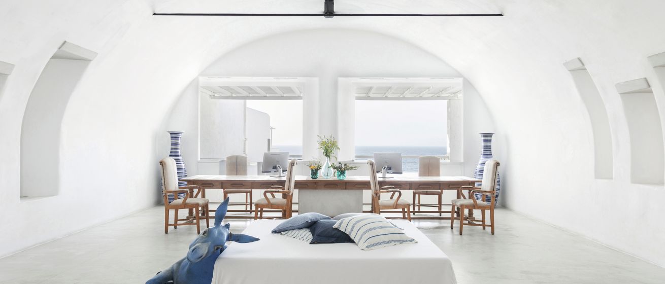 Mykonos Blu, Lobby Lounge