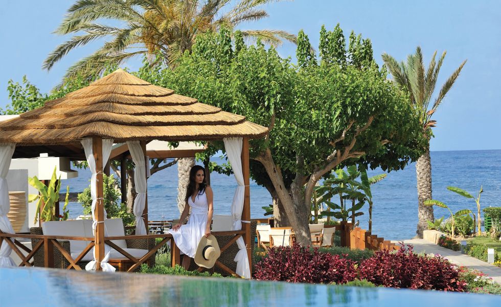 ASIMINA SUITES HOTEL PRIVATE POOL CABANA