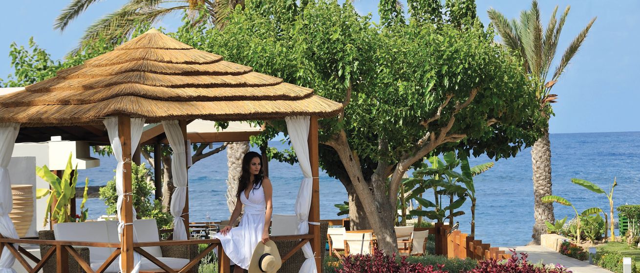 ASIMINA SUITES HOTEL PRIVATE POOL CABANA