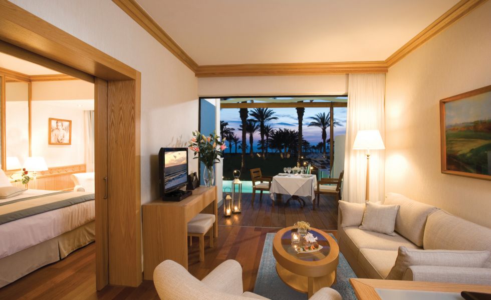 ASIMINA SUITES HOTEL EXECUTIVE SUITE PRIVATE POOL