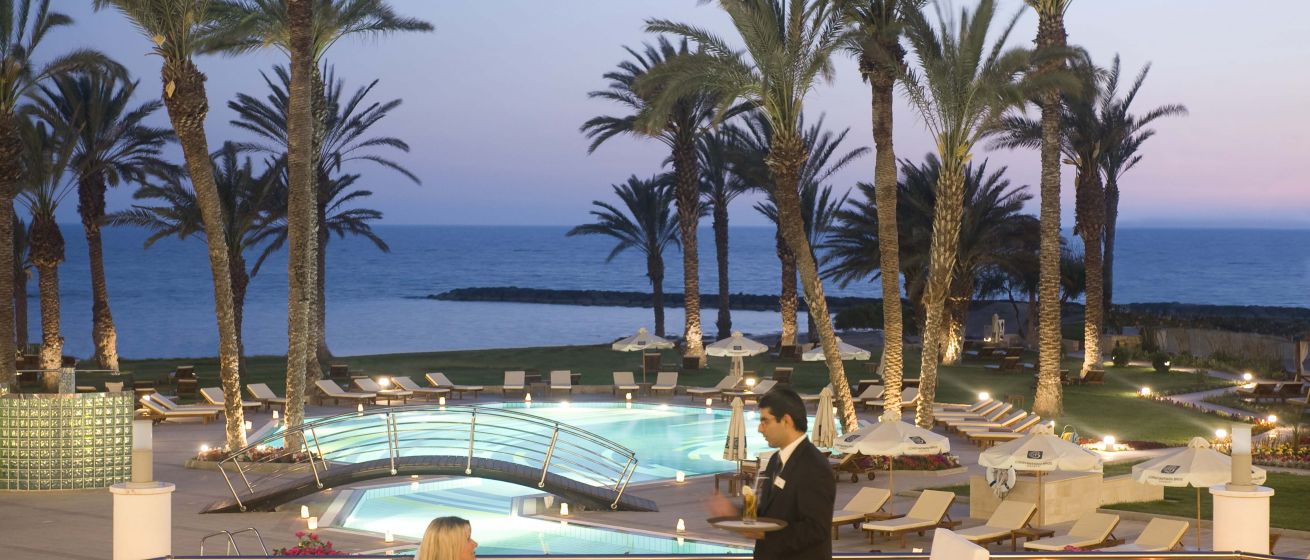 ASIMINA SUITES HOTEL VERANDAH NIGHT