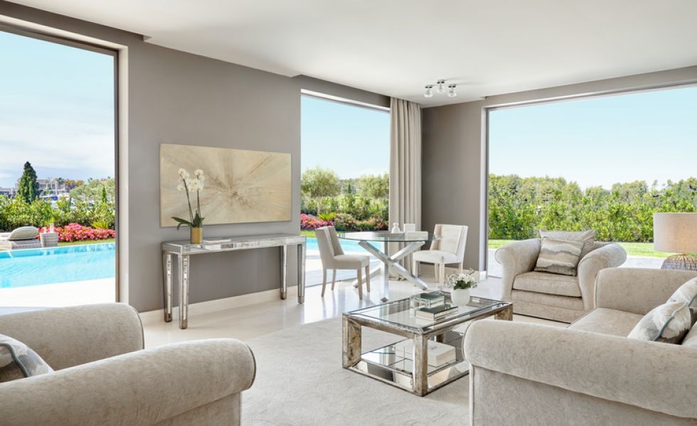 3 bedroom family suite private pool