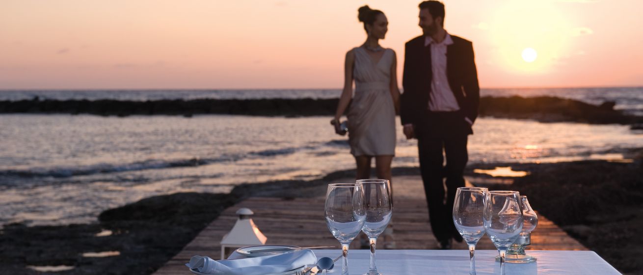 ASIMINA SUITES HOTEL PRIVATE DINNER BY THE BEACH