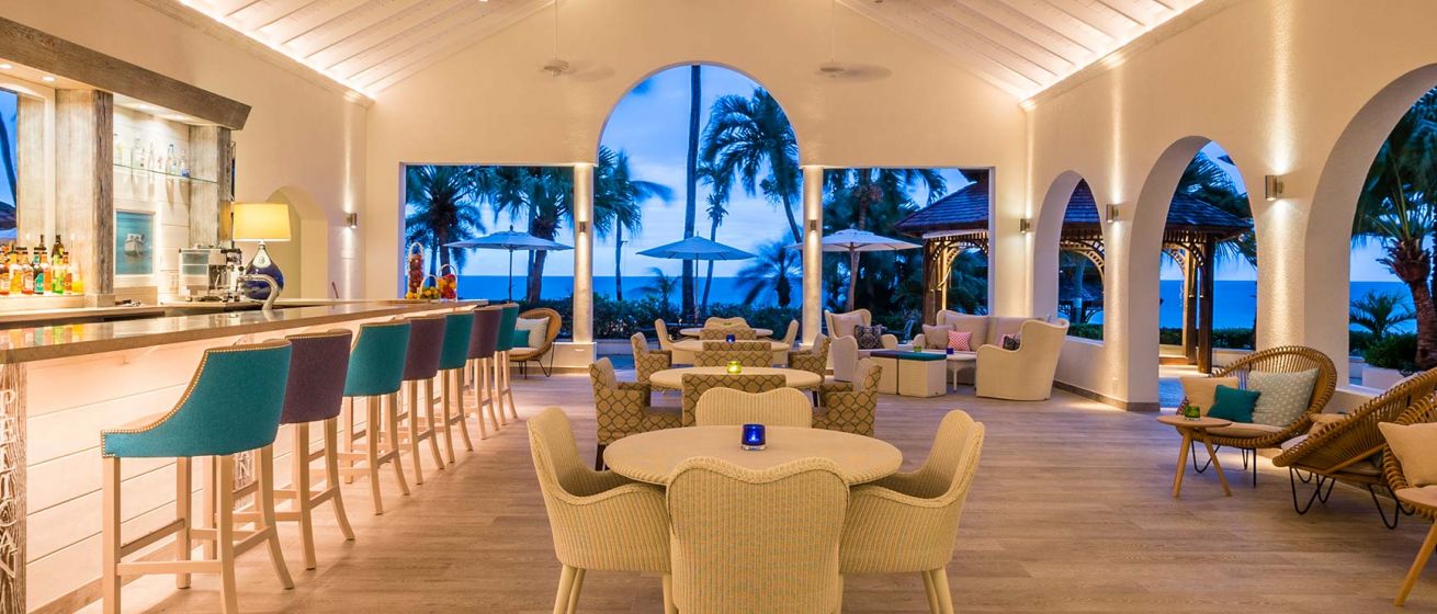 Blue Waters, Veronica’s Bar