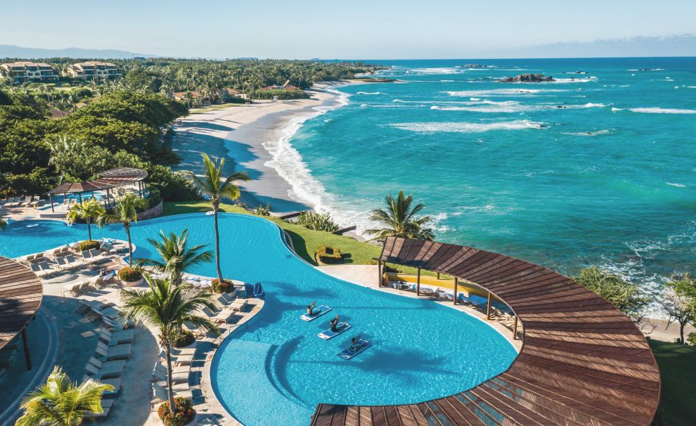 Four Seasons Resort Punta Mita, AquaForza at Nuna Pool