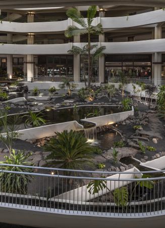 Melia Salinas, Cesar Manrique Ponds Patio