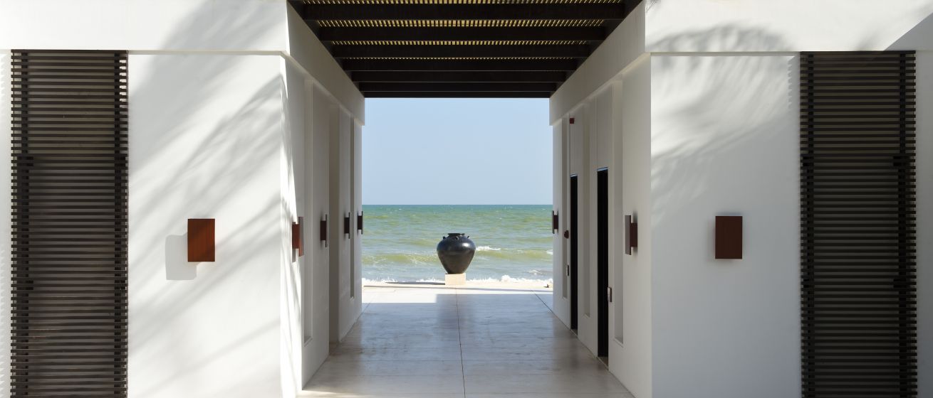 The Chedi, Beach Walkway