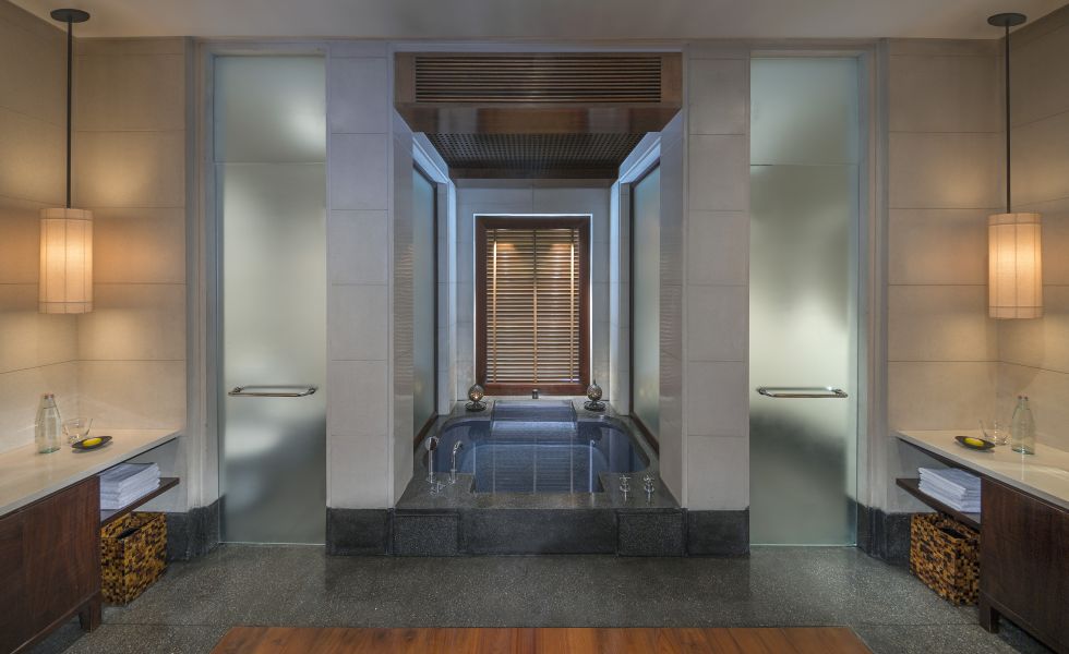 The Chedi, Club Suite Bathroom
