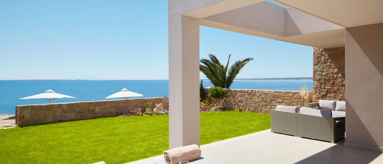 Deluxe two bedroom bungalow private garden, Ikos Olivia