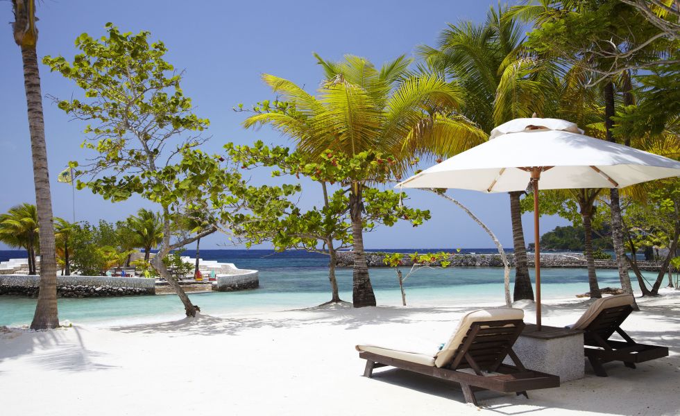 GoldenEye_Beach