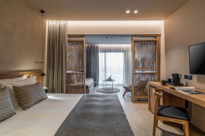 Family Suite, Helea