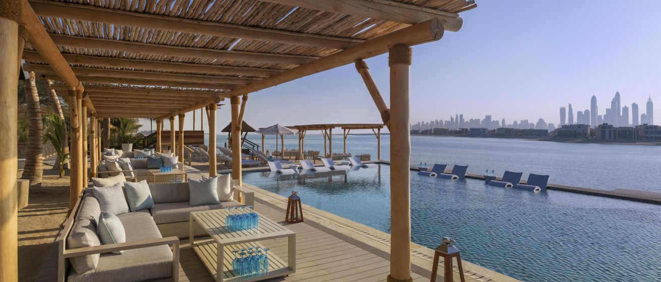 Atlantis, White Bar Restaurant