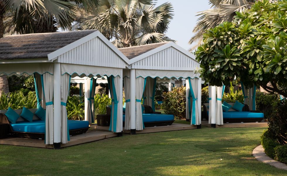 Jumeirah Beach Hotel_Executive Pool Cabanas