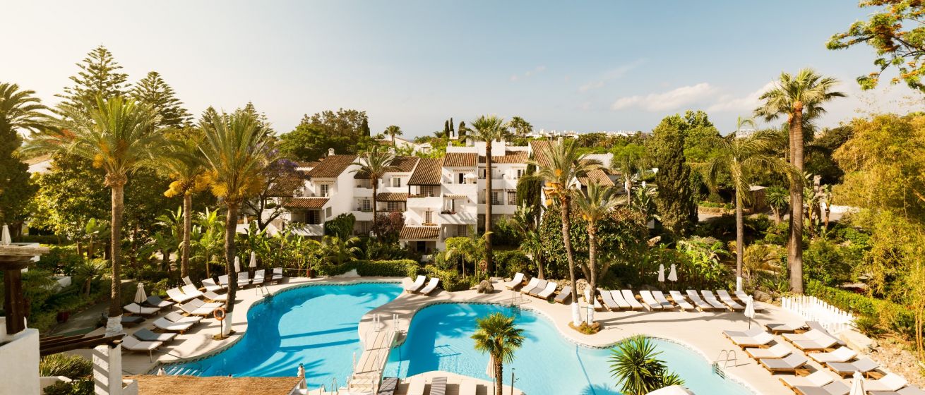 Puente Romano, Hotel Exterior