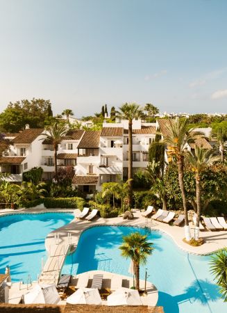 Puente Romano, Hotel Exterior