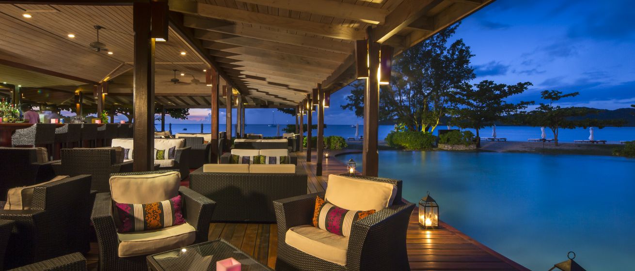 Hermitage Bay_Pool Lounge