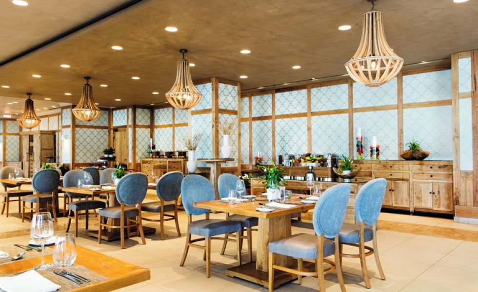 Provence French Restaurant, Ikos Olivia