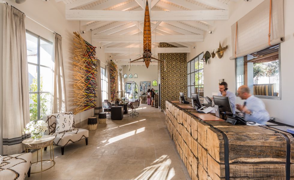 Puente Romano, Reception Area