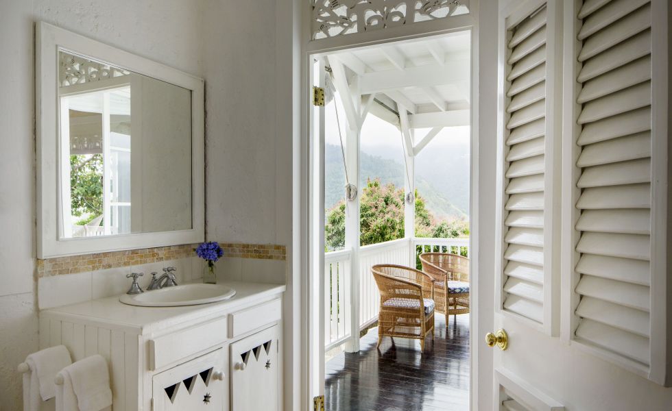 Strawberry Hill_Bathroom