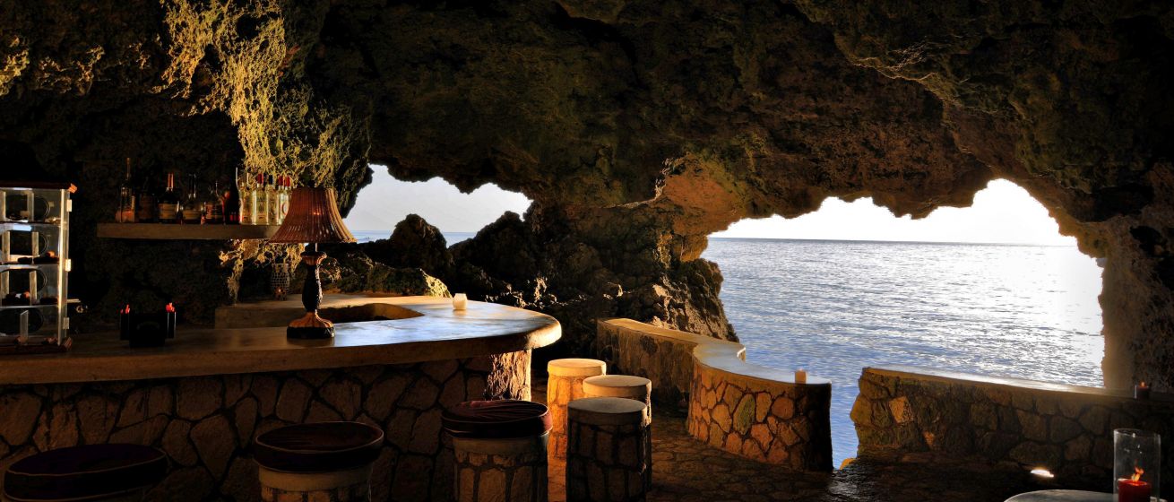 The Caves_Blackwell Rum Bar