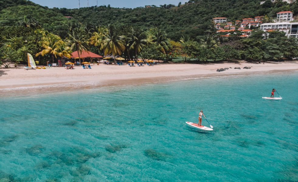 Mount Cinnamon Resort_Beach_Paddle Board