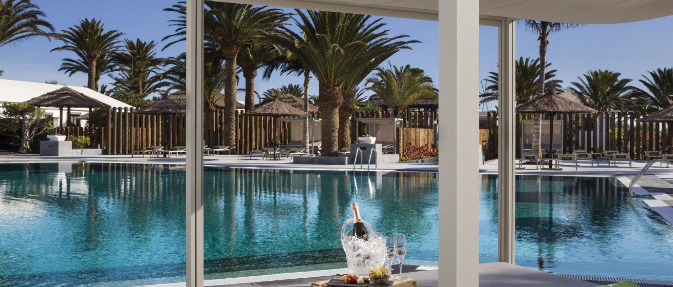 Melia Salinas, The Level Bali Bed Experience