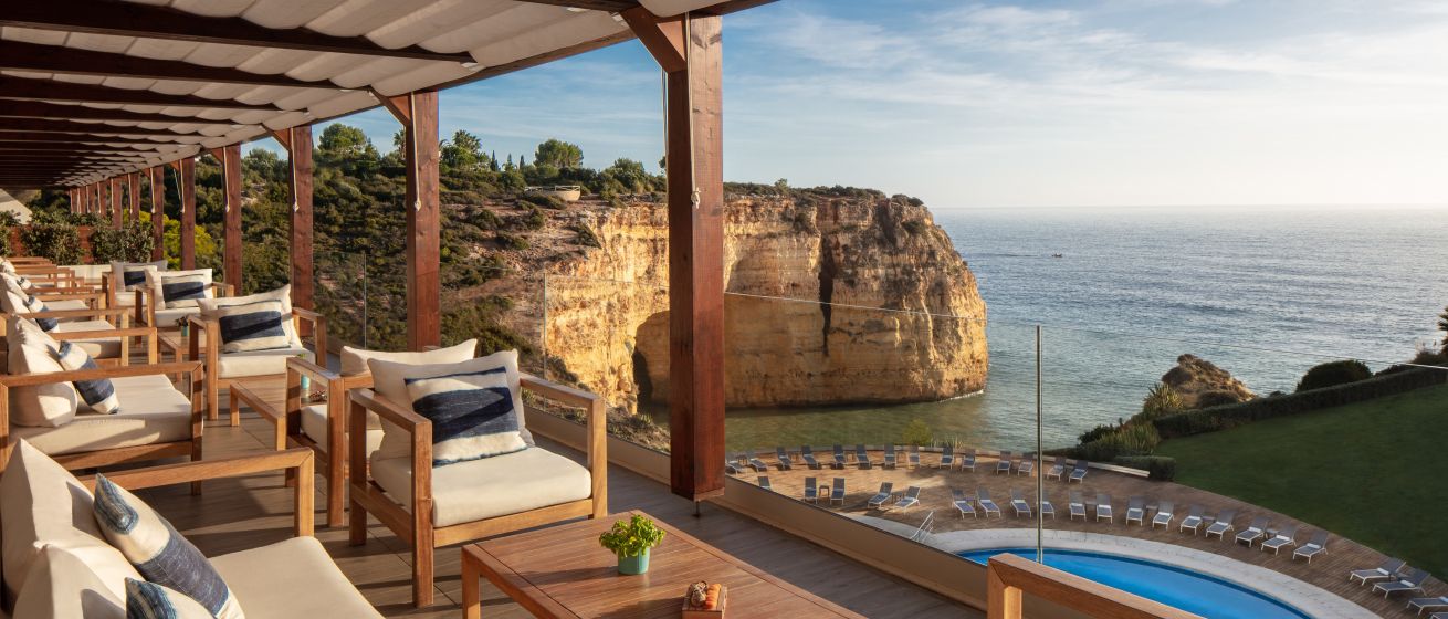 Tivoli Carvoeiro Algarve Resort_Azur_Bar_Terrace