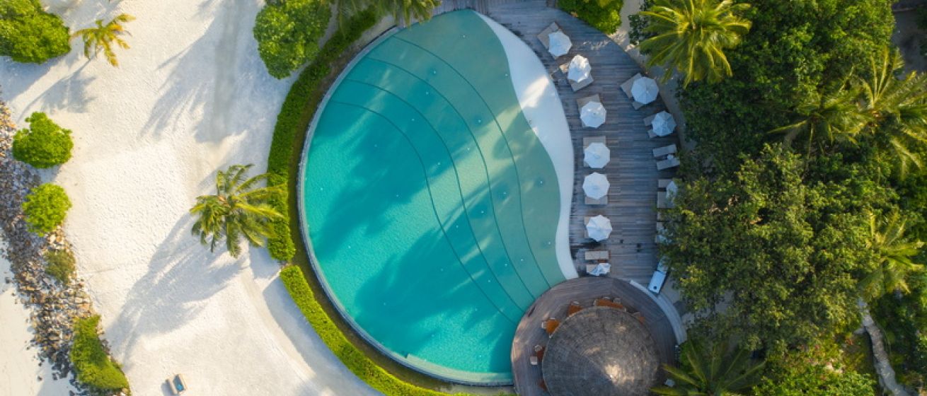 LUX* South Ari Atoll Resort & Villas, Maldives_Velia Pool